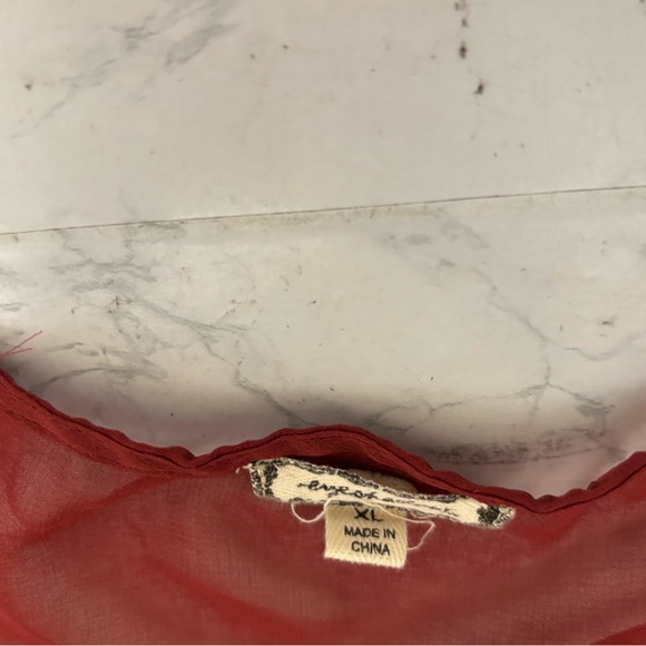 Eyeshadow Sleeveless Sheer Top Women’s XL Red Pullover Embellished Blouse - Picture 6 of 6